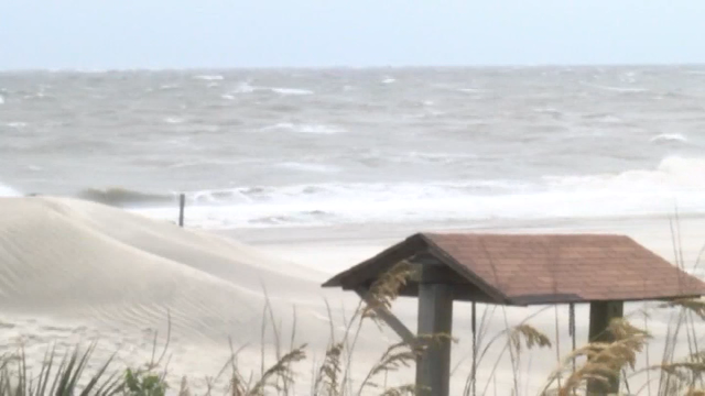 Tybee Island mayor blasts Kemp's 'reckless' order to reopen beaches