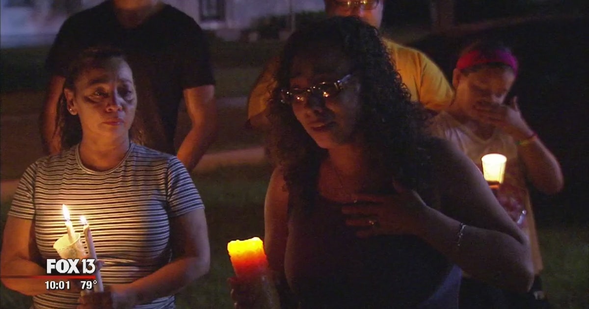 Vigil held for couple killed in high speed wreck | FOX 5 Atlanta