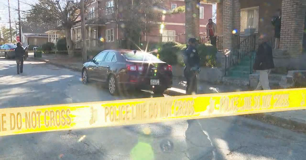 Police: Man killed in home invasion shootout | FOX 5 Atlanta