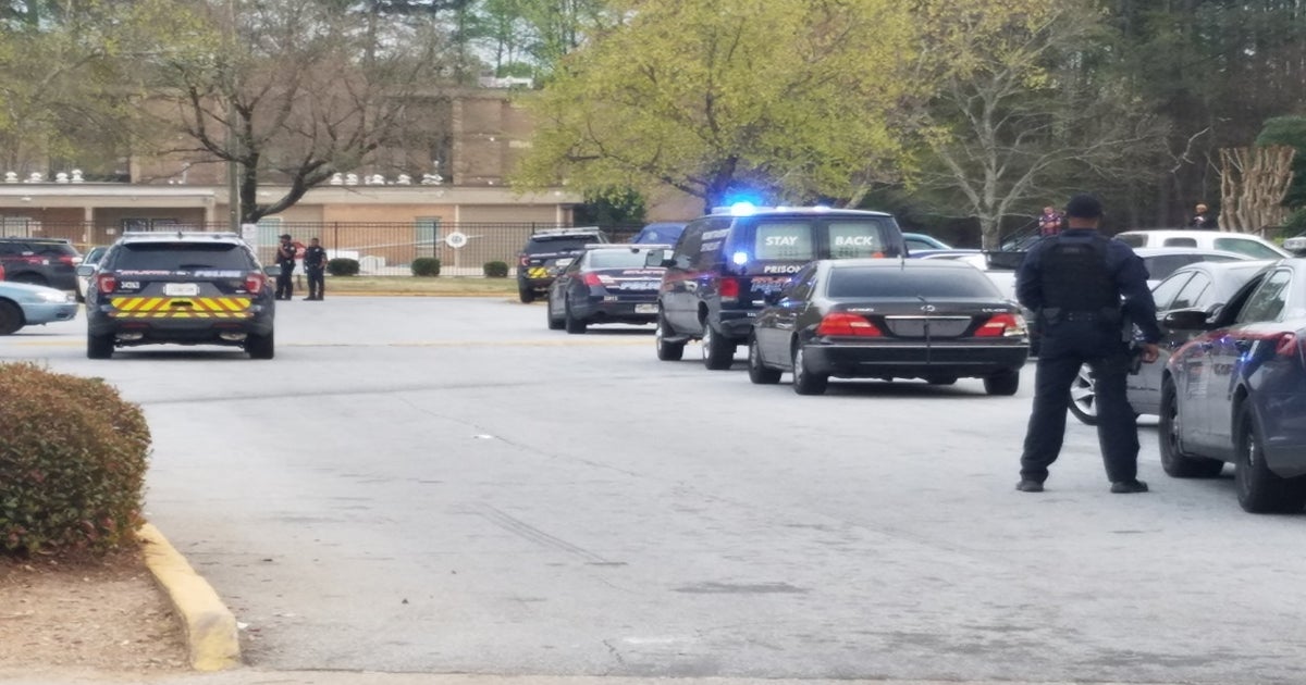 Police: 1 dead, 1 injured during attempted robbery | FOX 5 Atlanta