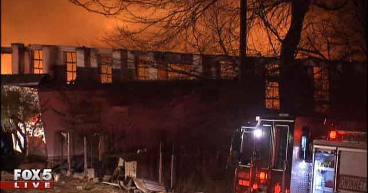 Firefighters work massive warehouse fire in Buford | FOX 5 Atlanta