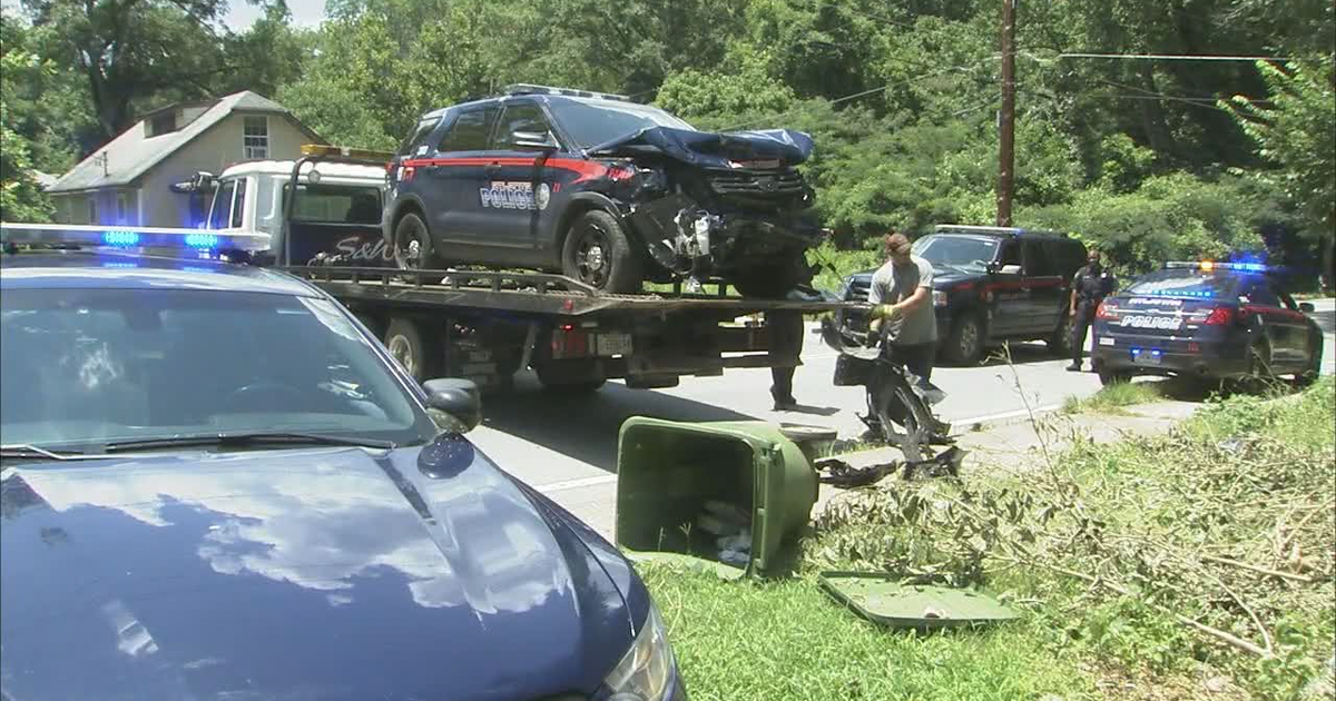 Police: Stolen car crashes into APD cruiser | FOX 5 Atlanta