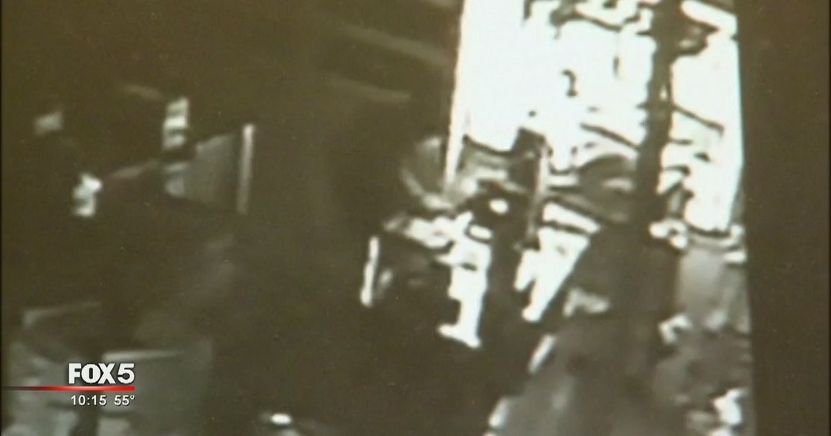 Sledgehammer Smash and Grab | FOX 5 Atlanta