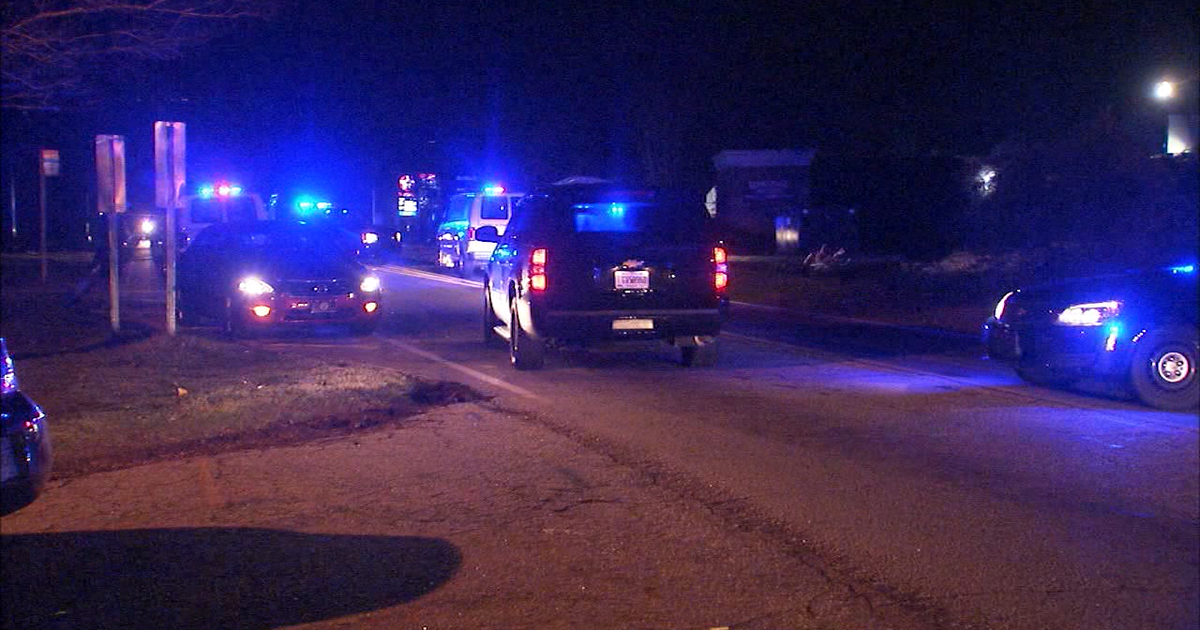 Police: Triple shooting leaves 1 dead, 2 injured | FOX 5 Atlanta