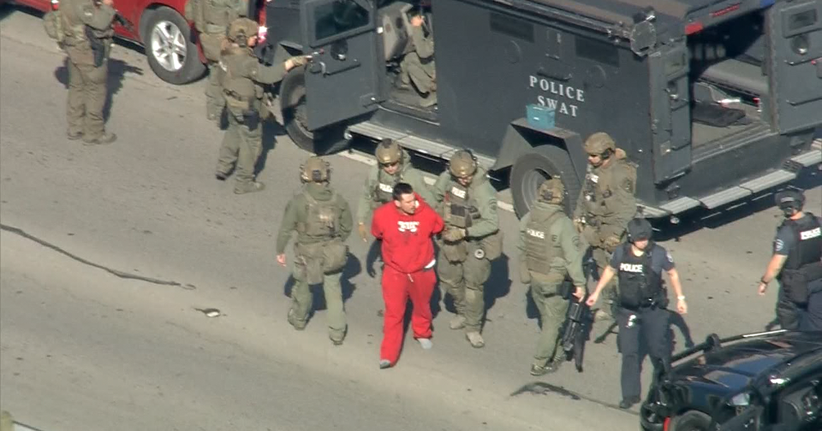 Suspect in custody after Fort Worth high-speed chase, standoff | FOX 5 ...
