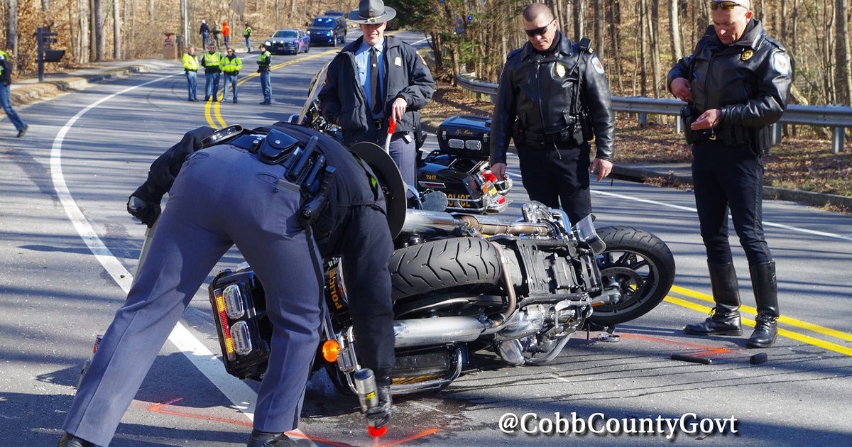 Cobb County motorcycle seriously officer injured in crash | FOX 5 Atlanta
