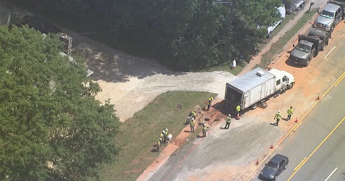 Crews work to repair water main break in Tucker | FOX 5 Atlanta