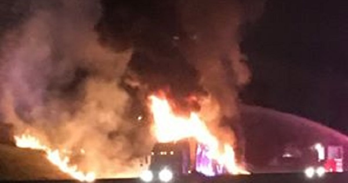 Tractor trailer erupts into flames, fireball on I-285 | FOX 5 Atlanta