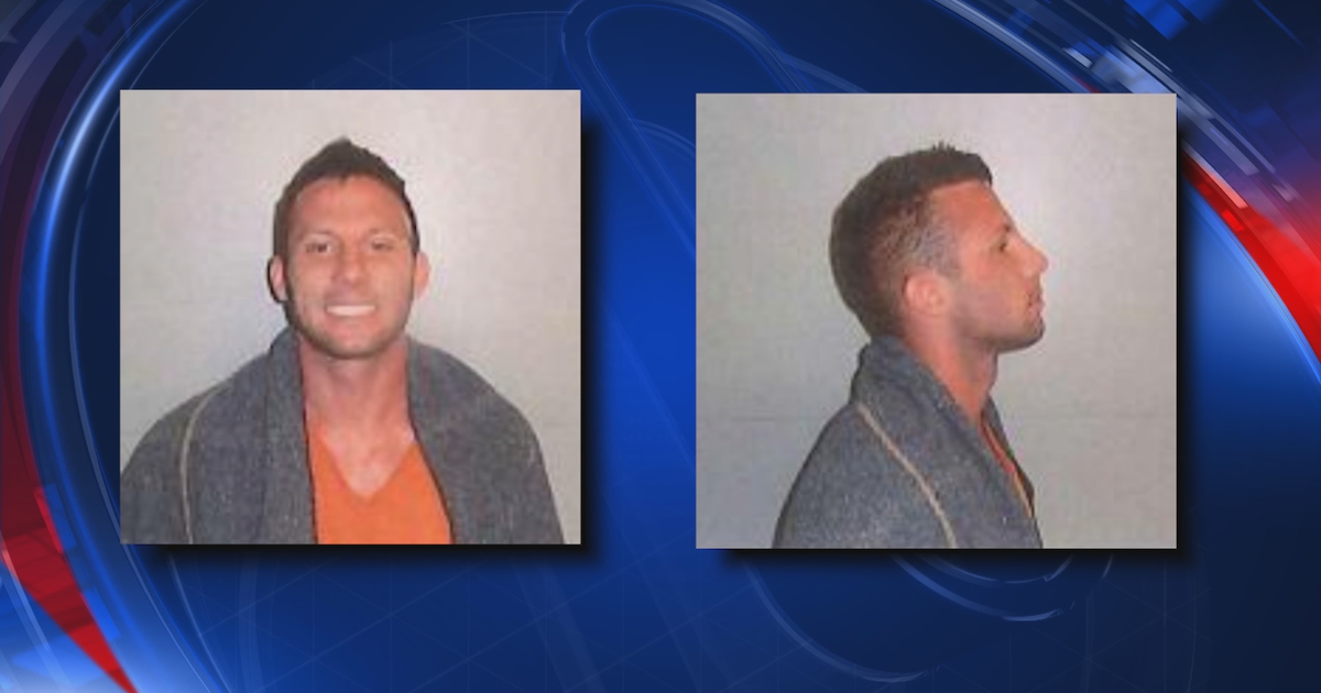 Man arrested for impersonating a police officer wasn't wearing pants ...