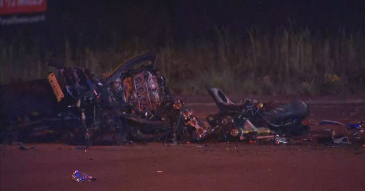 Man trying to escape police dies in motorcycle crash | FOX 5 Atlanta
