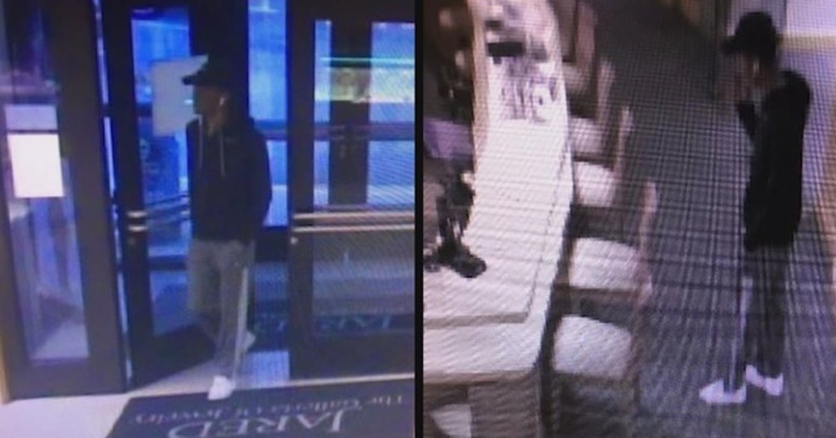 Dunwoody thief steals diamonds in smash and grab | FOX 5 Atlanta