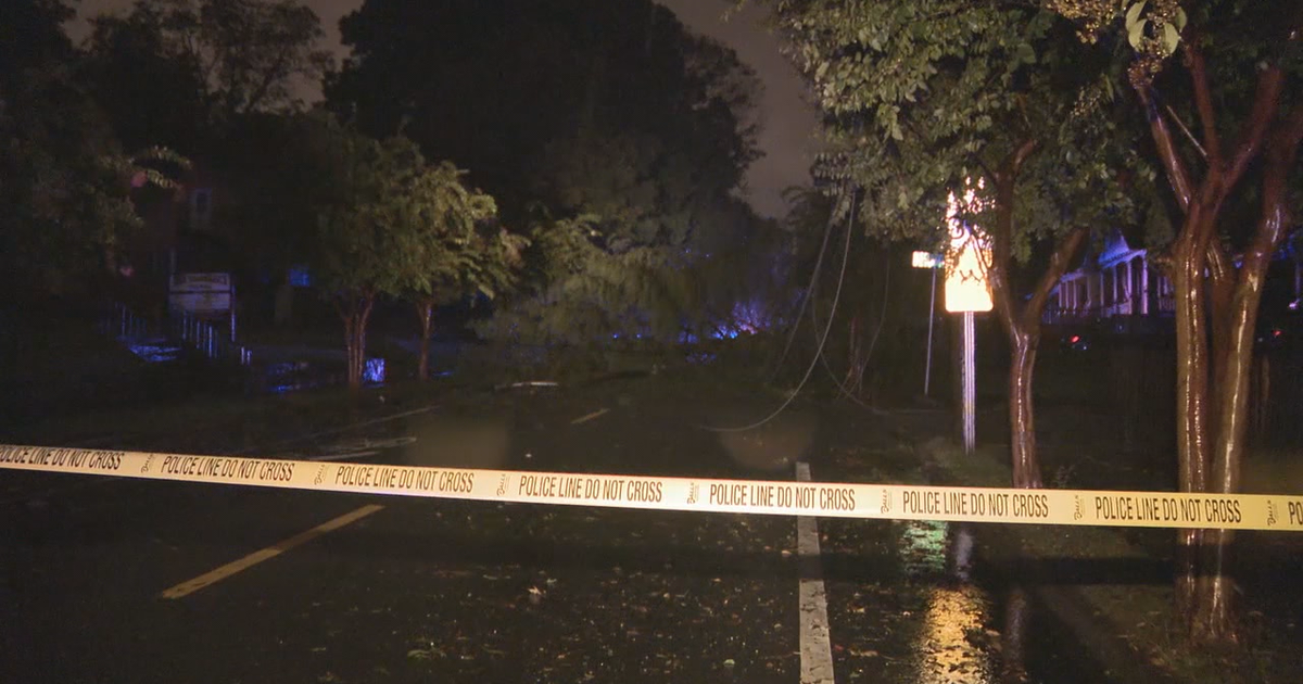 Tornado touchdown in southwest Atlanta | FOX 5 Atlanta