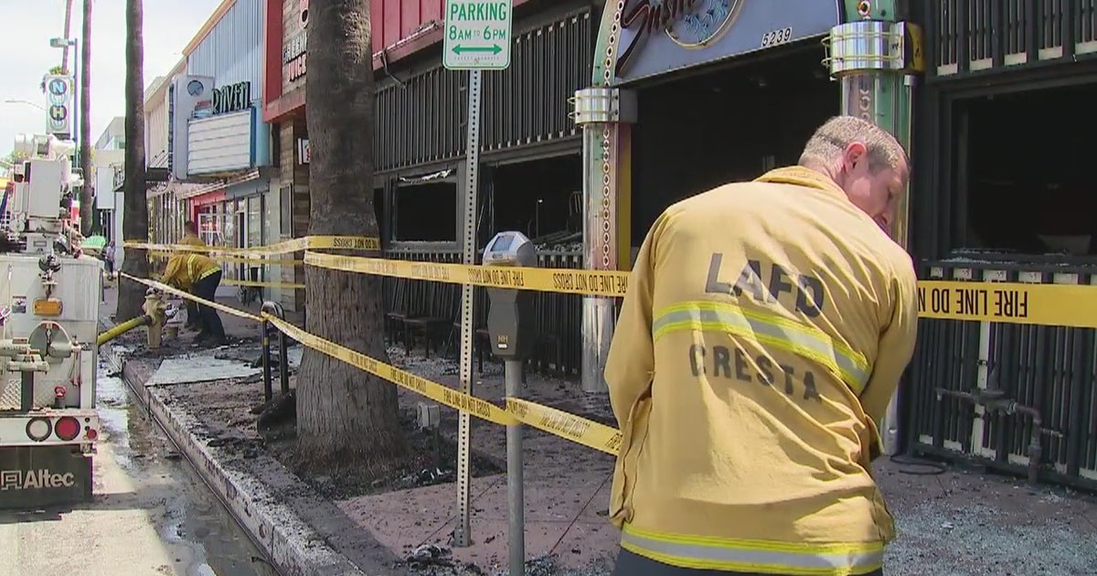 Fire sparks at sushi restaurant in North Hollywood | FOX 5 Atlanta