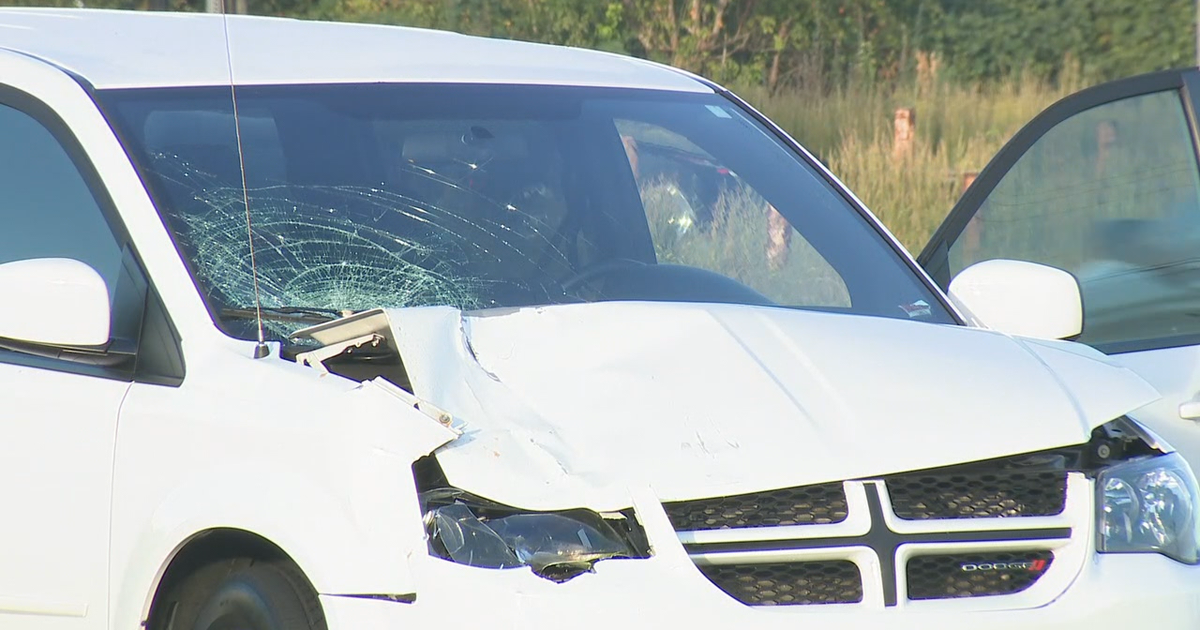 Police: Woman hit, killed in Fulton County crash | FOX 5 Atlanta