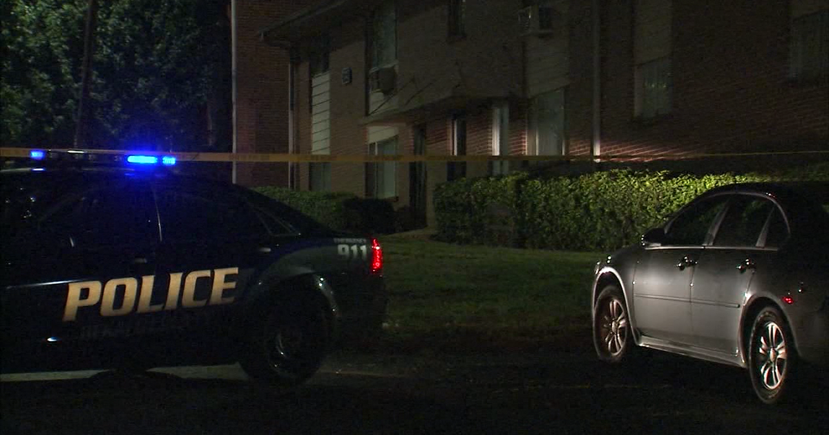 Man injured in apartment complex shooting | FOX 5 Atlanta