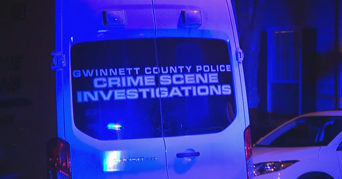 Man shot and killed in Gwinnett County parking lot | FOX 5 Atlanta