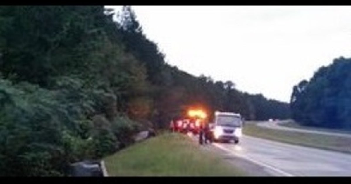 Driver killed in fiery crash in Fulton County | FOX 5 Atlanta