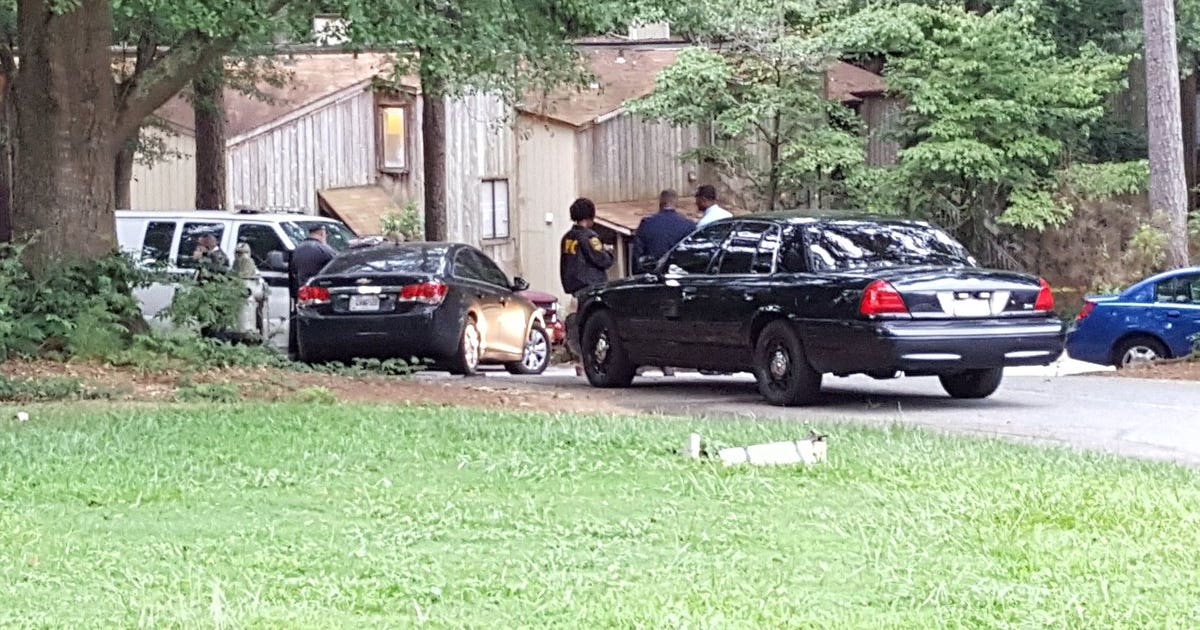 DeKalb County Police search for suspect in triple homicide | FOX 5 Atlanta