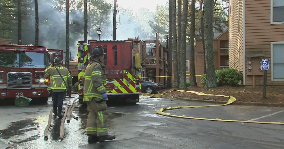 Woman hurt jumping to safety in DeKalb County apartment fire | FOX 5 ...