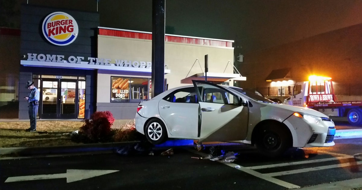 Car chase and crash in Dekalb County | FOX 5 Atlanta