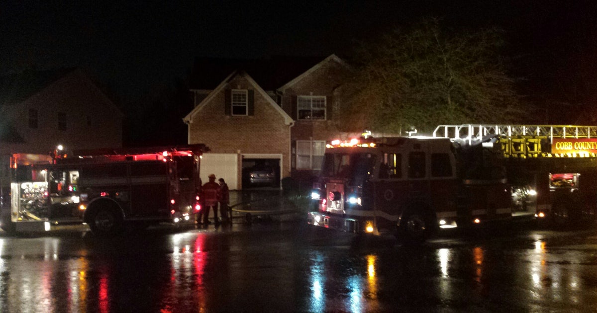 Lightning causes house fire; family escapes unharmed | FOX 5 Atlanta