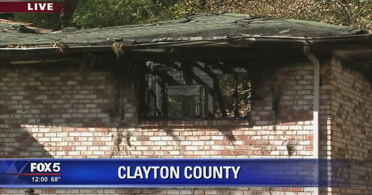 Man dies in an overnight Clayton County house fire | FOX 5 Atlanta