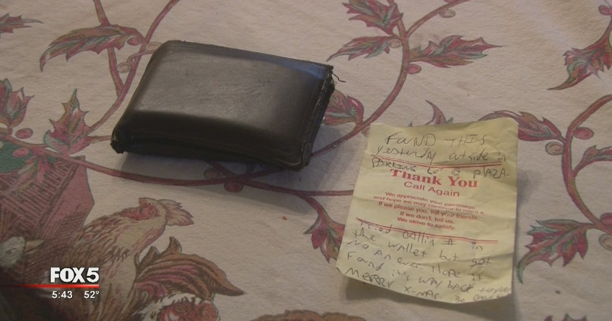 Good Samaritan delivers lost wallet to Union City home | FOX 5 Atlanta