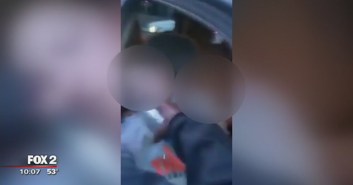 Viral video of heroin overdose car crash aftermath filmed in Detroit ...