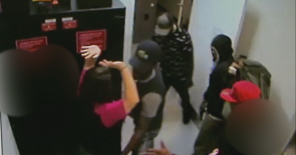 Three robbery suspects in custody after police chase | FOX 5 Atlanta