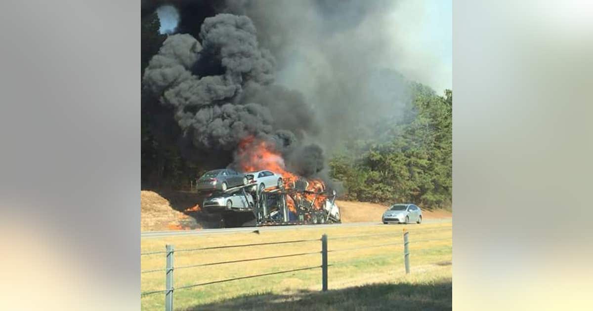 Tractor trailer on fire along I-85 in Gwinnett County | FOX 5 Atlanta