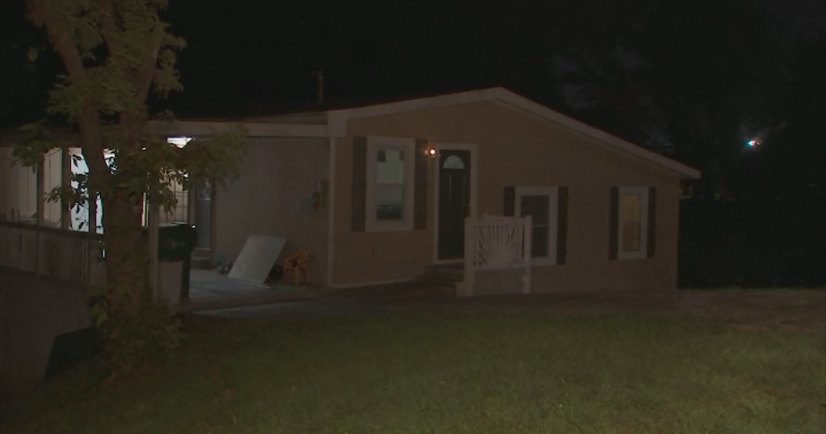 Woman shot by stray bullet while sleeping | FOX 5 Atlanta