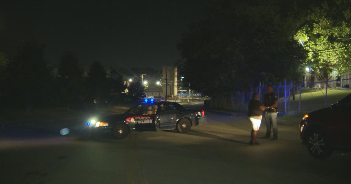 Police: 2 hurt in shooting after football game | FOX 5 Atlanta