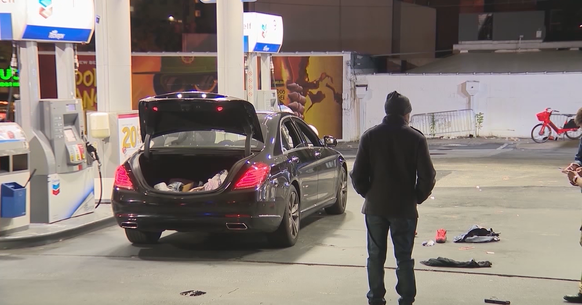 One dead after gas station armed robbery in Midtown | FOX 5 Atlanta