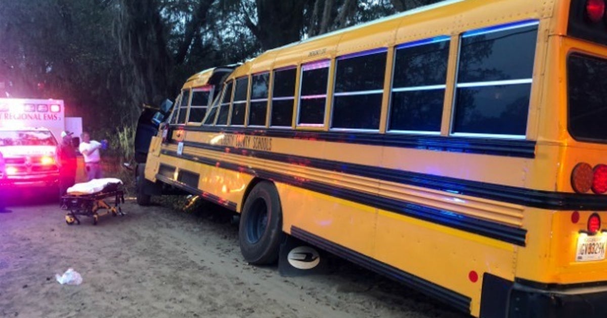 Girl, 5, dead after school bus crashes into tree in Georgia | FOX 5 Atlanta