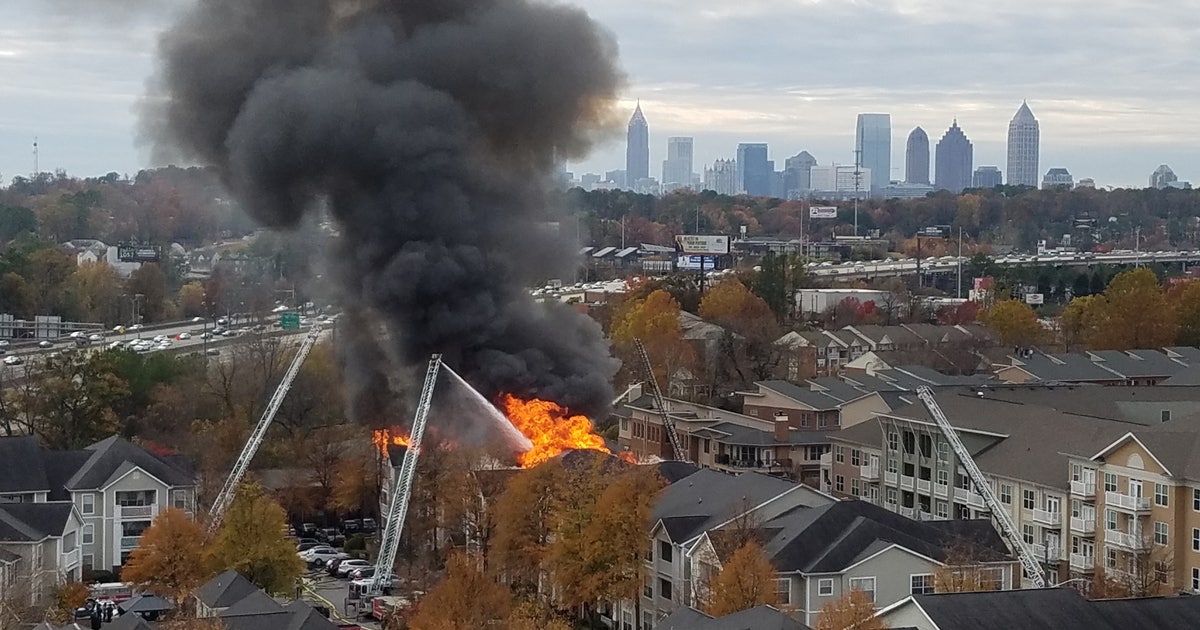 Fire crews battle massive Buckhead apartment fire | FOX 5 Atlanta