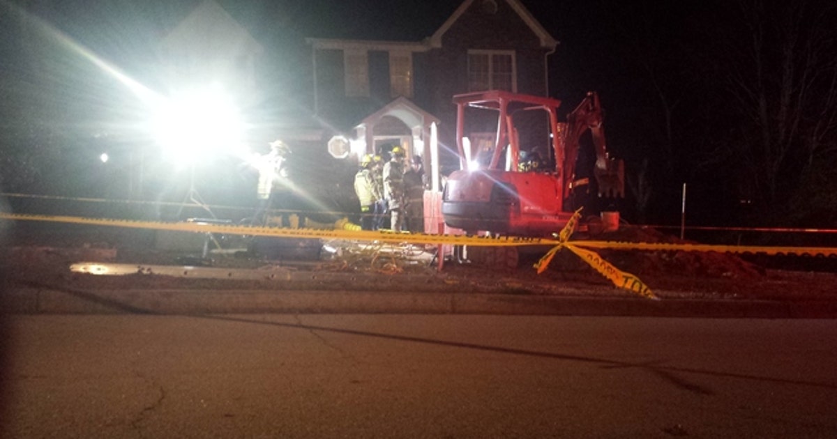 Firefighters Rescue Worker Trapped in Trench Collapse | FOX 5 Atlanta