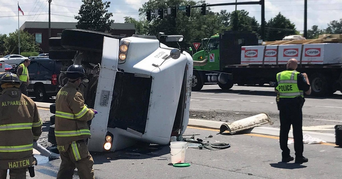 Cement truck causes traffic headache in Alpharetta | FOX 5 Atlanta