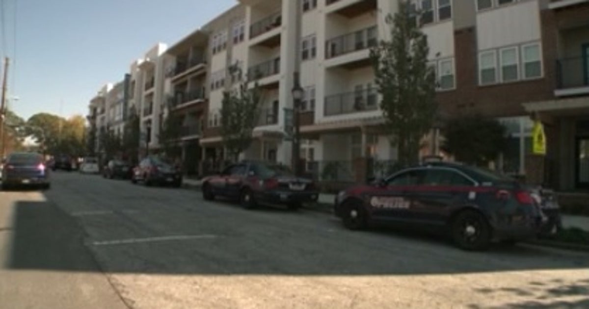 Intruder shoots, kills man in east Atlanta apartment | FOX 5 Atlanta
