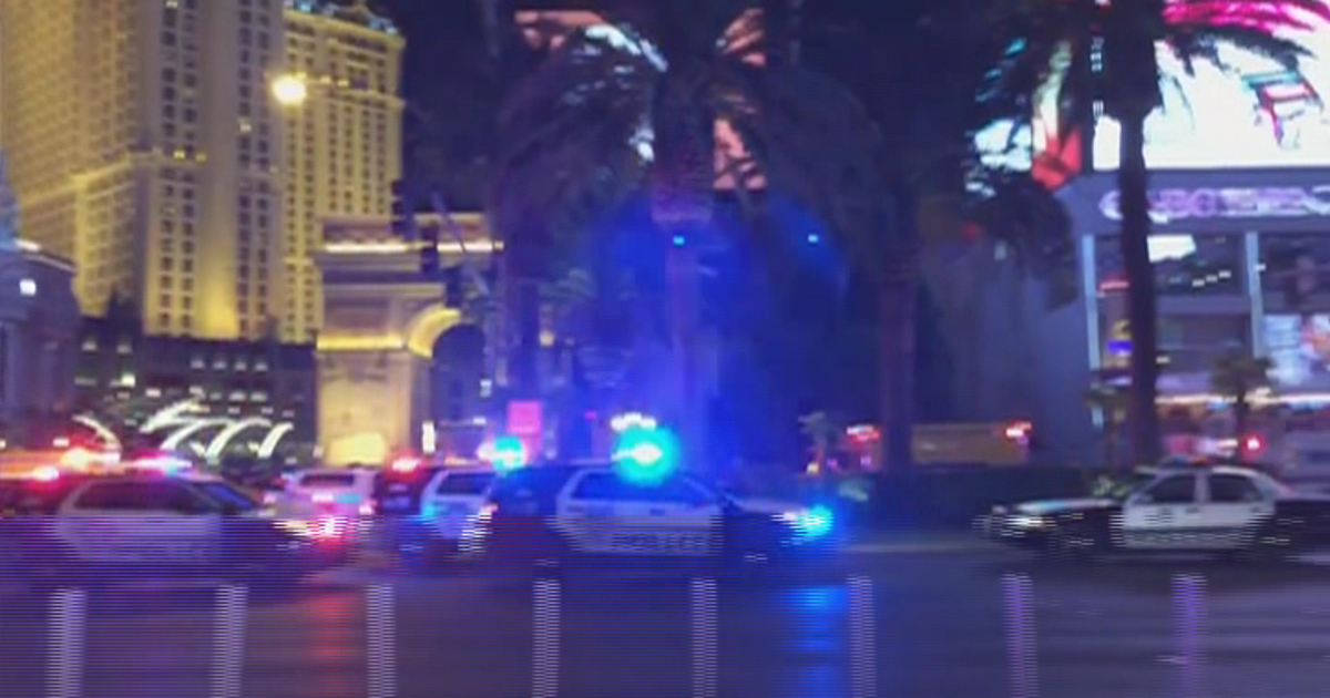 1 killed after car hits pedestrians on Las Vegas Strip | FOX 5 Atlanta