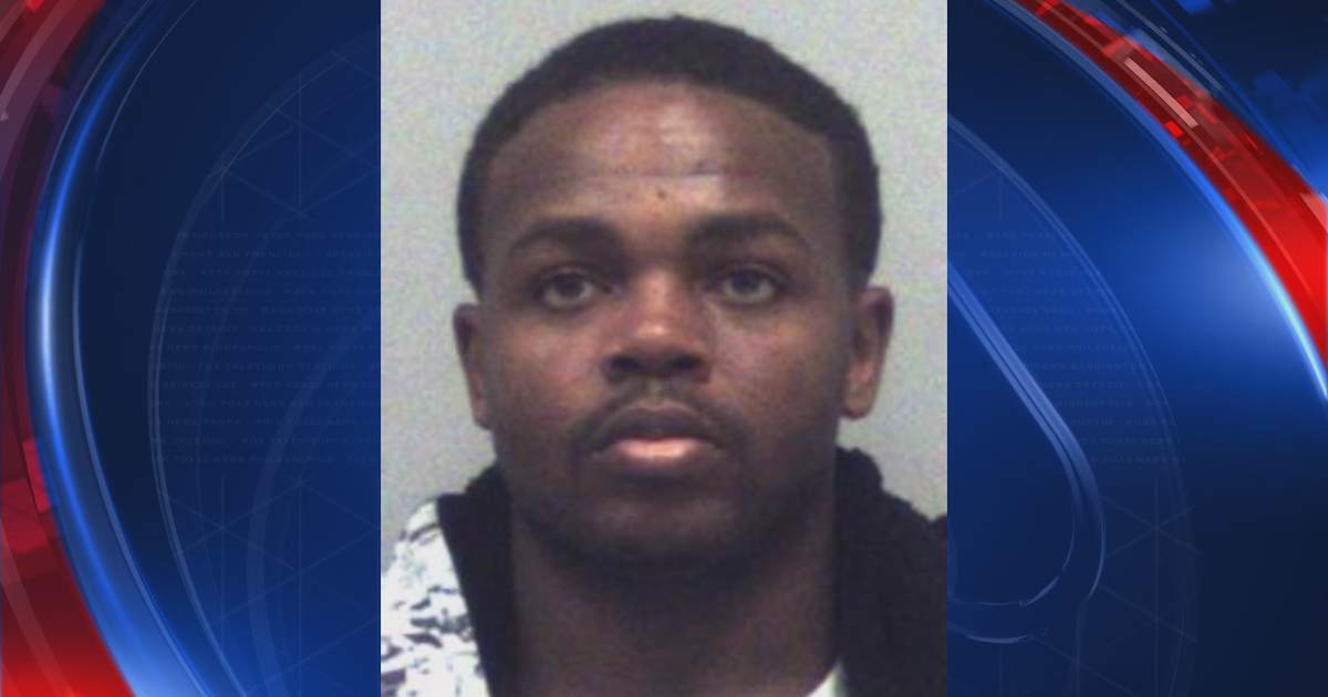 Police search for suspect wanted for two burglaries | FOX 5 Atlanta