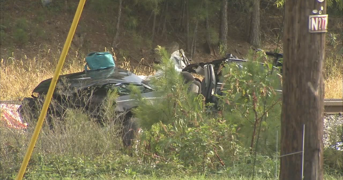 Police: 3 killed, 1 injured after train hits vehicles | FOX 5 Atlanta
