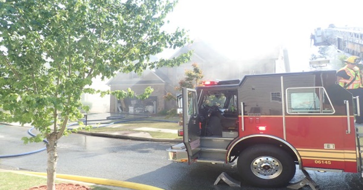 Gwinnett County family displaced after massive house fire | FOX 5 Atlanta