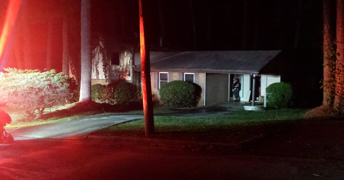 Senior citizen killed in southwest Atlanta house fire | FOX 5 Atlanta
