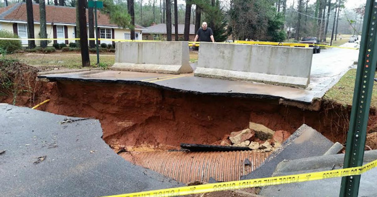 Christmas cleanup begins after severe weather in Georgia | FOX 5 Atlanta