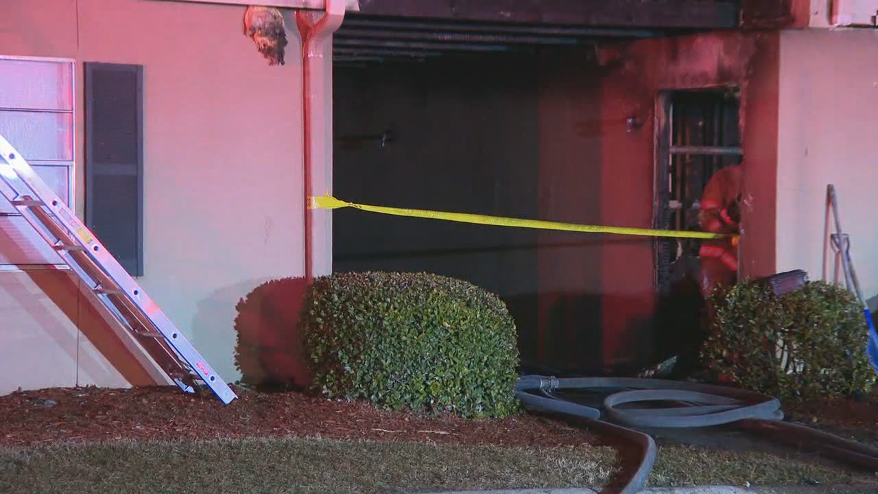 Twoalarm apartment fire in Clayton County