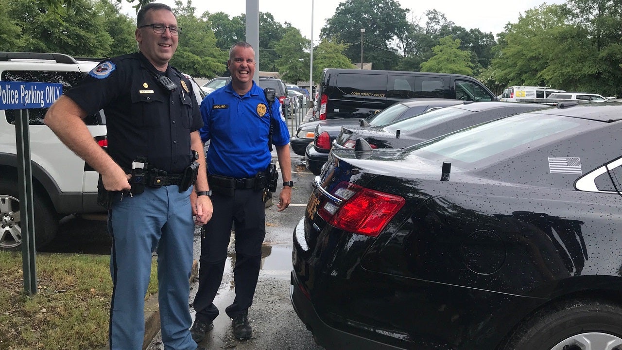 Cobb County police officers rescue 3 from river FOX 5 Atlanta