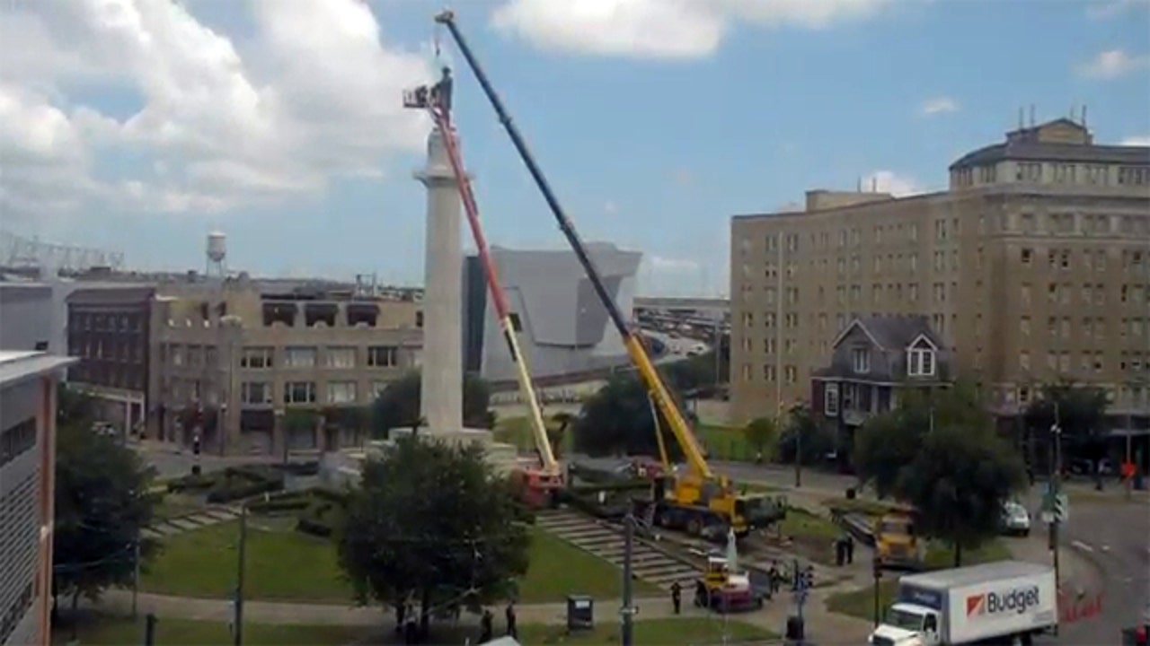 Statue of General Lee coming down in New Orleans