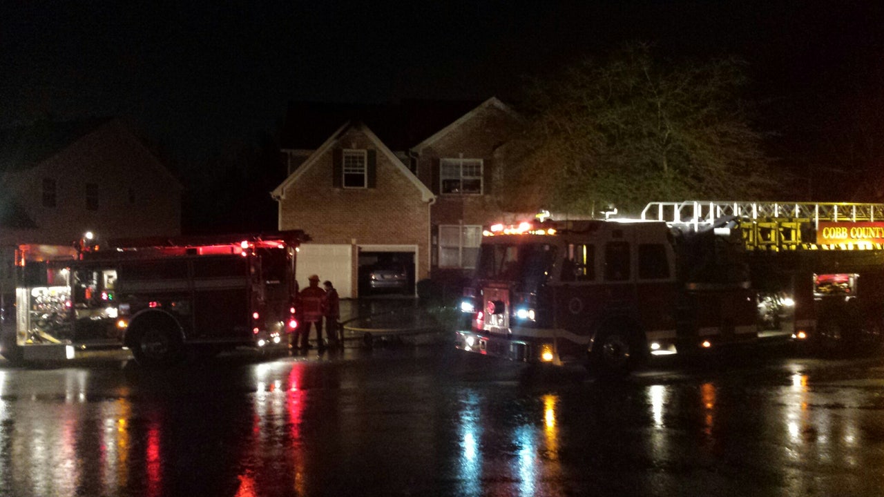 Lightning causes house fire; family escapes unharmed FOX 5 Atlanta