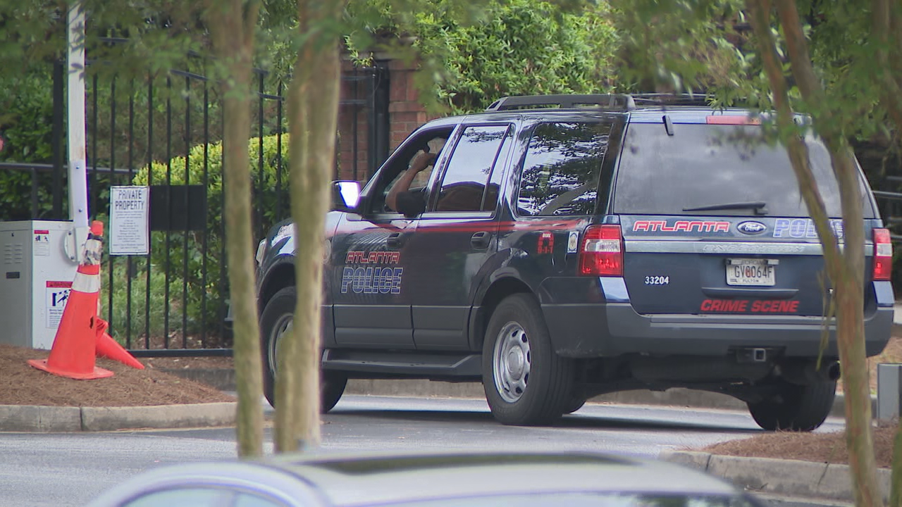 Police investigating deadly shooting in Southwest Atlanta