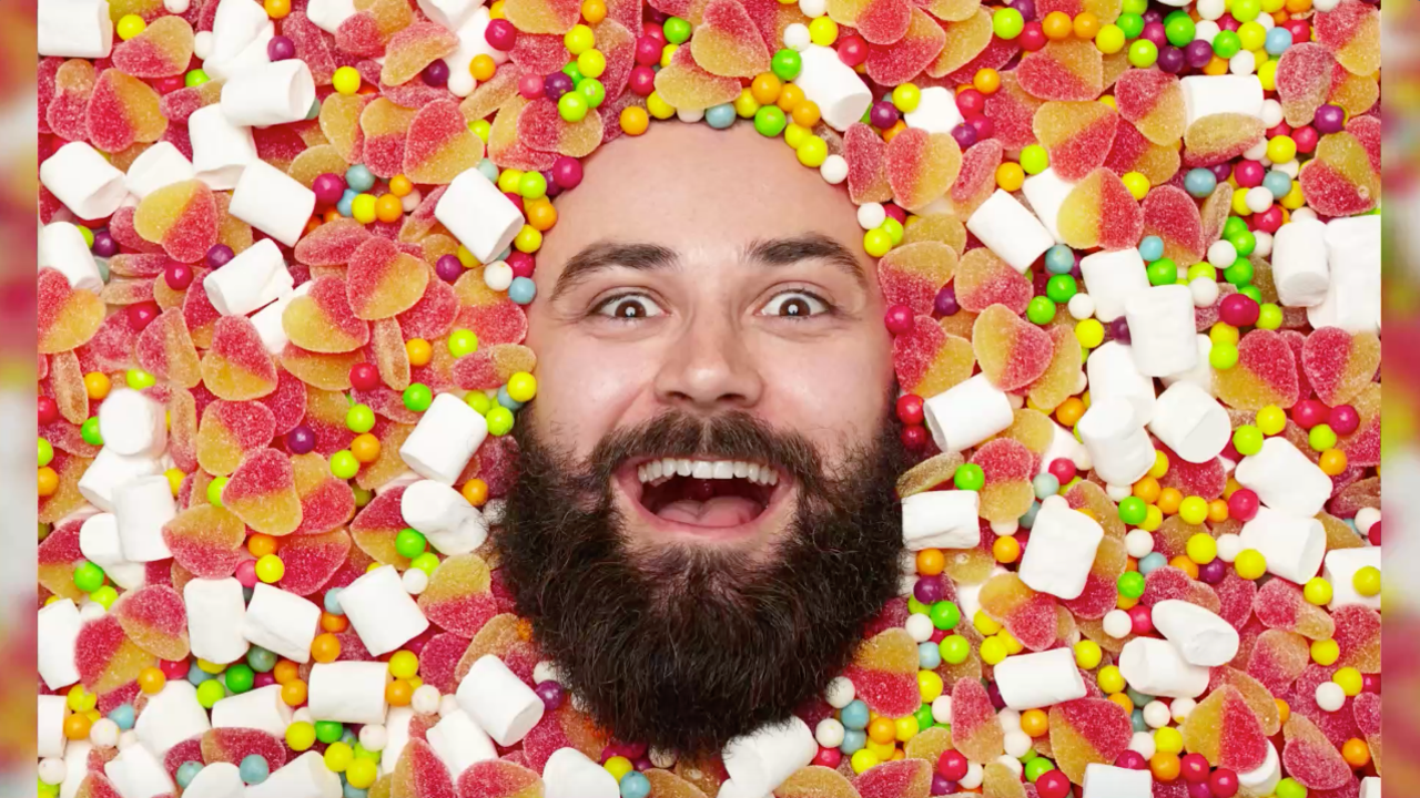 4 Ways To Feel Better After Eating Too Much Sugar warning-signs-that-you-re-eating-too-much-sugar-healthier-steps